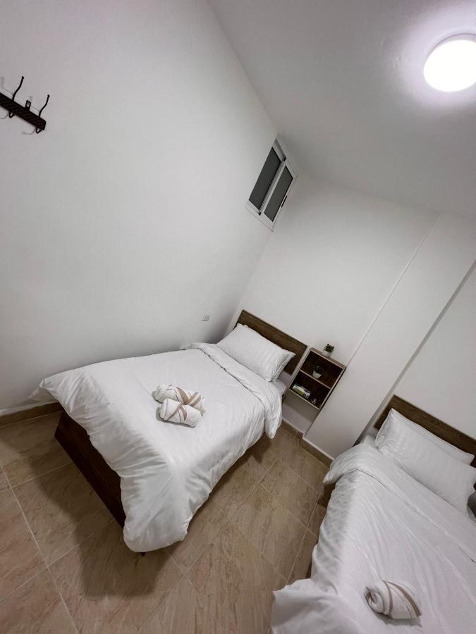 Guest House Karak Exterior foto